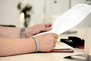 Aanzeggen tijdelijk arbeidscontract moet verplicht schriftelijk
